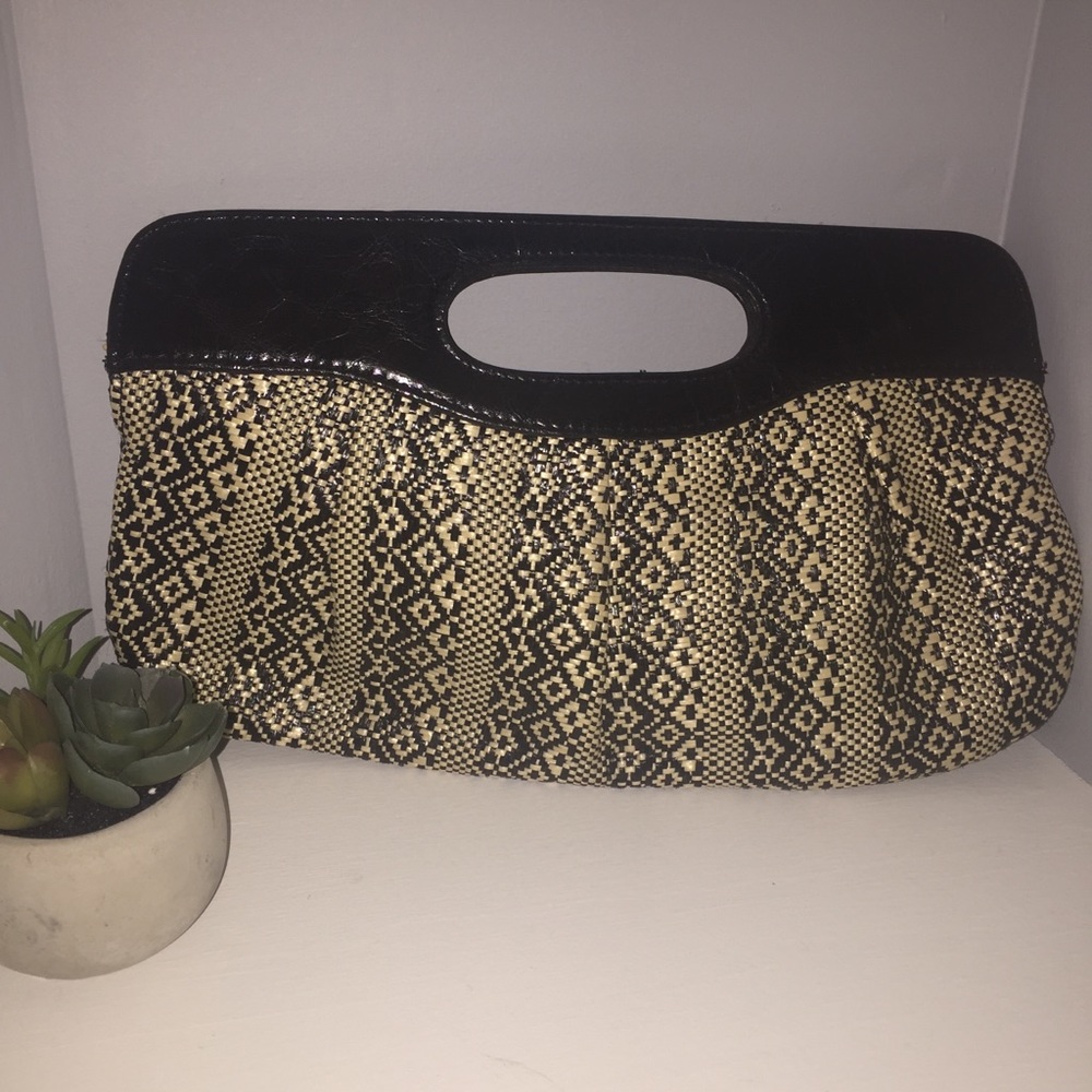 Purse - Picture 2 of 3